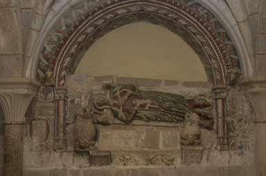 Tumba de Lope Ximenez en la sala capitular de Veruela